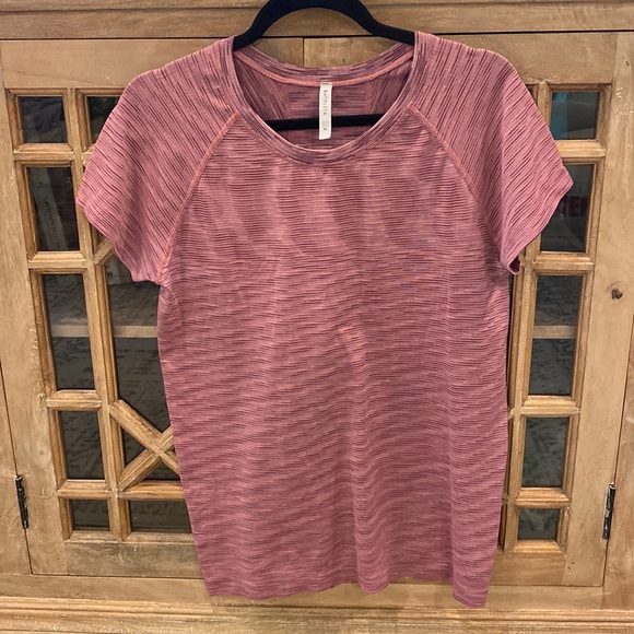 Athleta Tops - Athleta Spacedye Momentum Tee Shirt Top XL